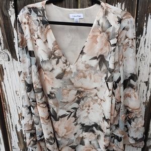 COPY - Beautiful Calvin Klein blouse